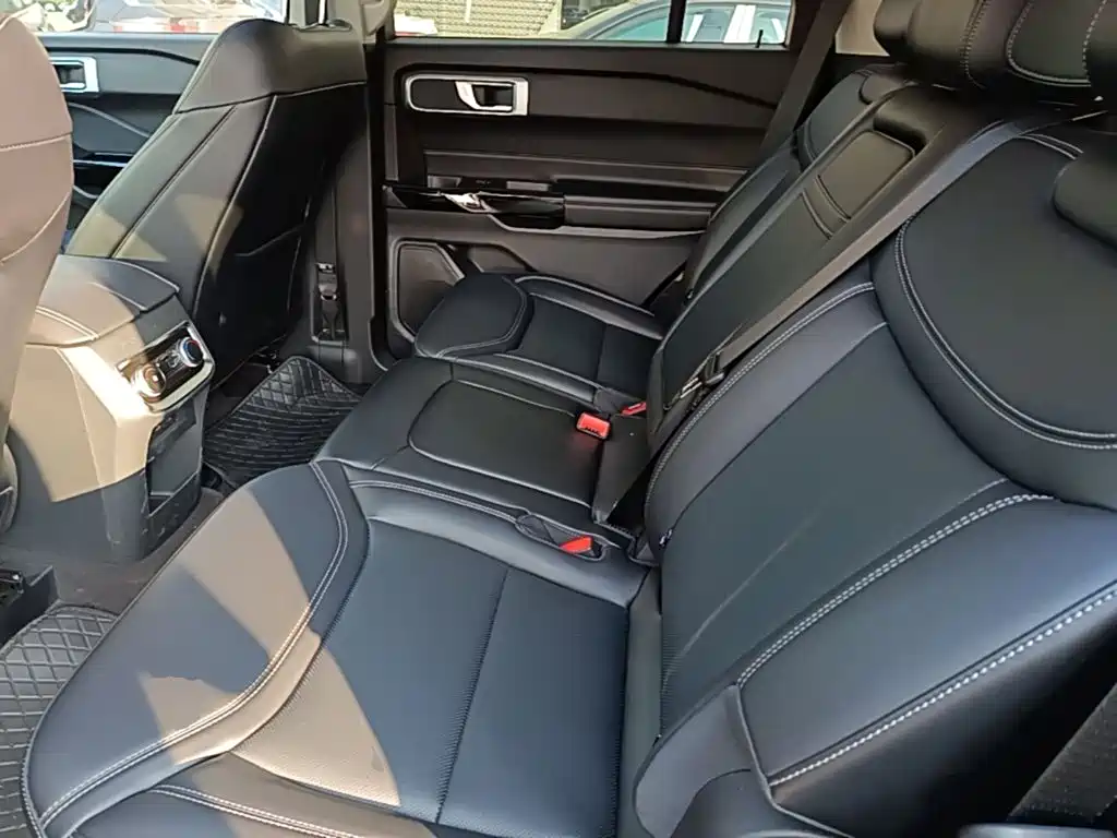 Ford Explorer 2025 2025 2.3T EcoBoost 4WD Cross Country Edition 5-seater