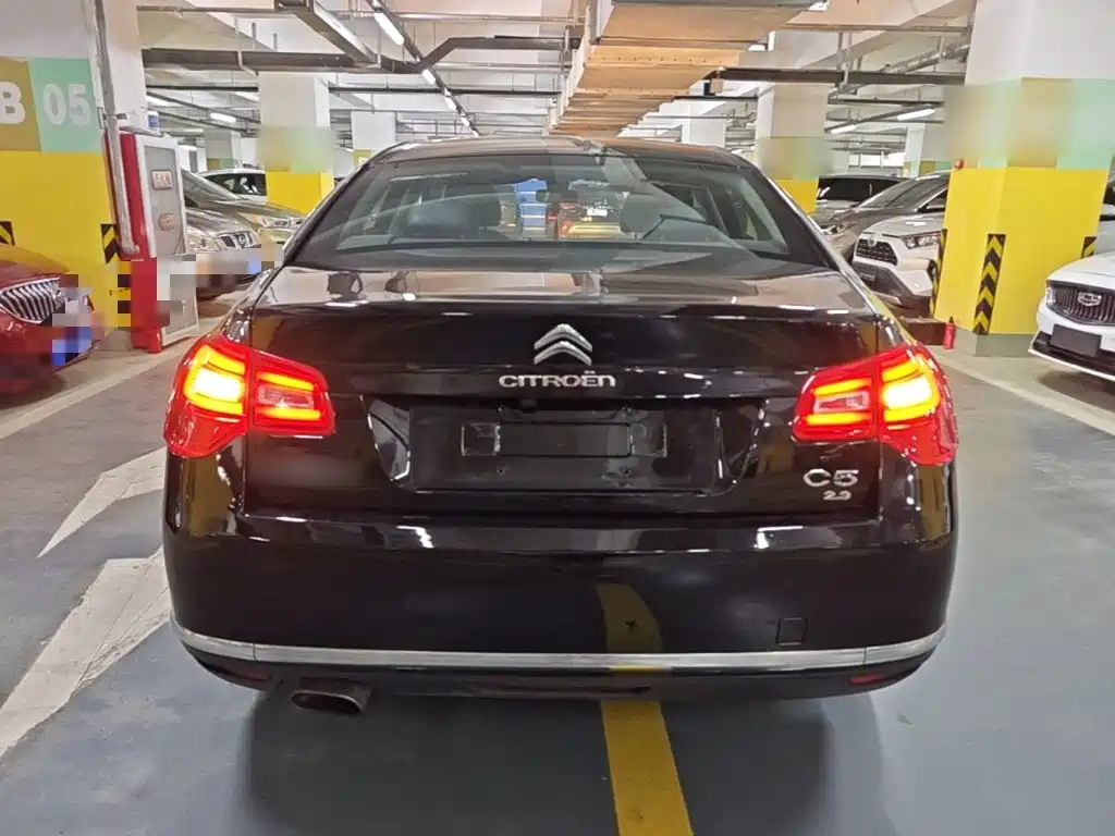 Фото 6 - Citroën C5