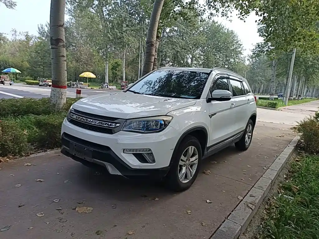 Фото 1 - Changan CS75