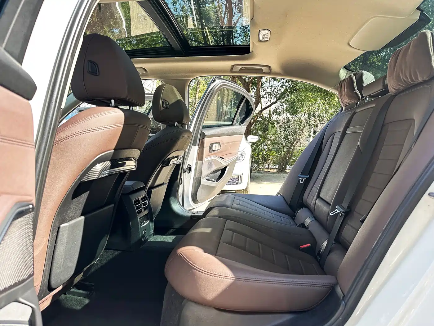 BMW 3 Series 2020 325Li Launch Edition фото 5