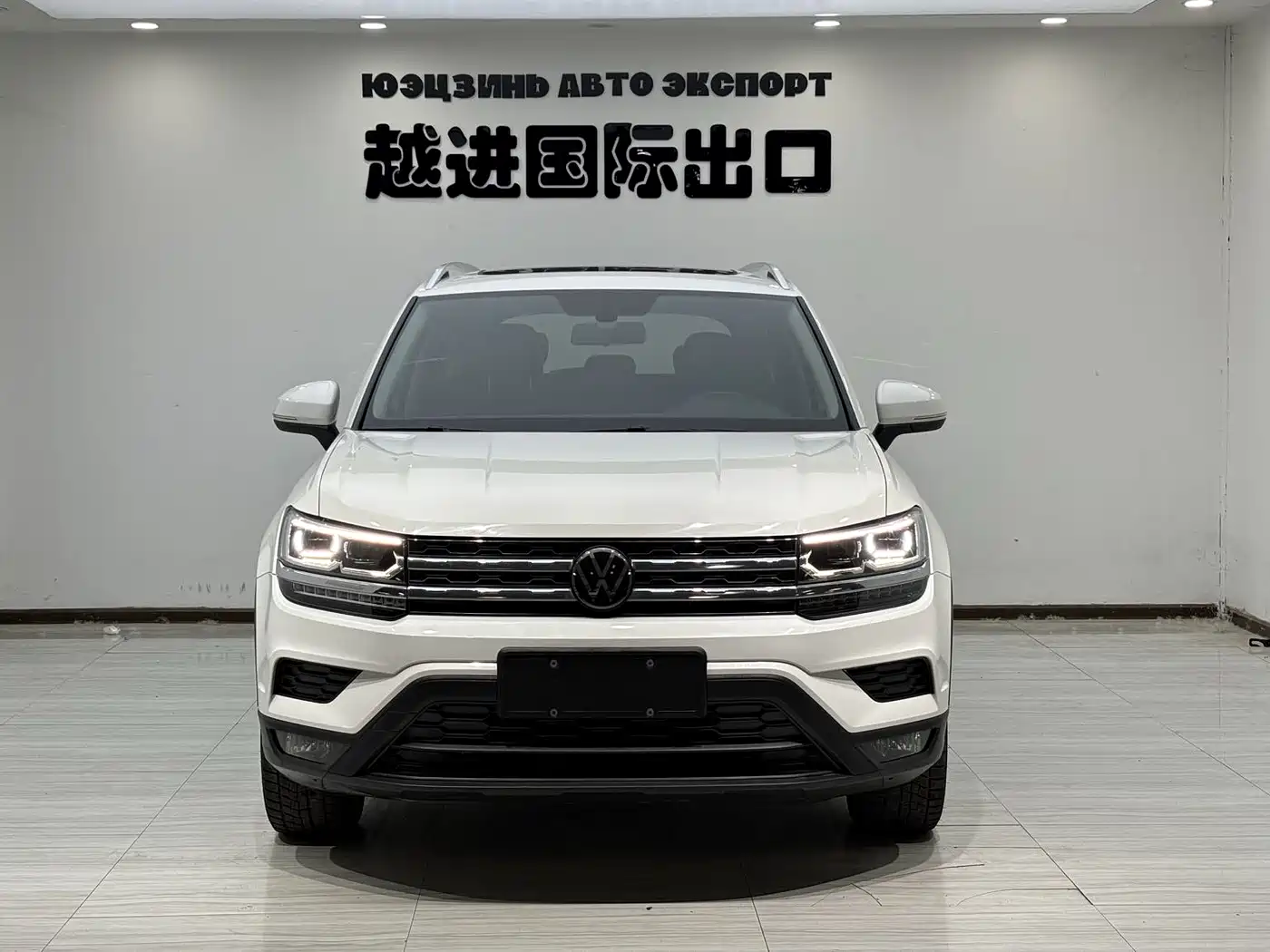 Volkswagen Tharu 2022 280TSI FWD Luxury Edition фото 2