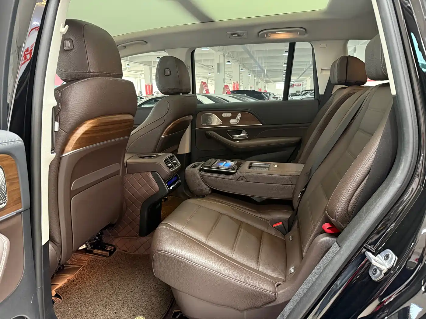 Mercedes-Benz GLS 2022 Second Facelift GLS 450 4MATIC Luxury фото 10