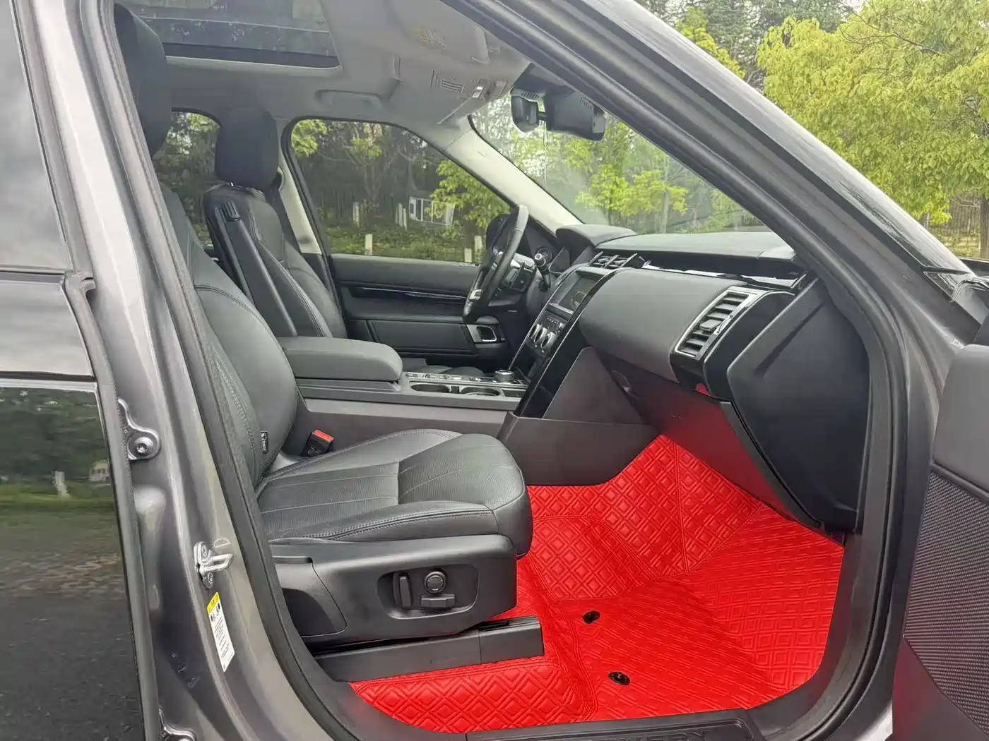 Land Rover Discovery 2020 3.0 SC V6 SE фото 14