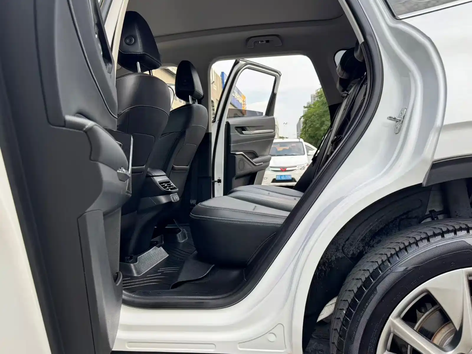 Photo 13 - Haval H6
