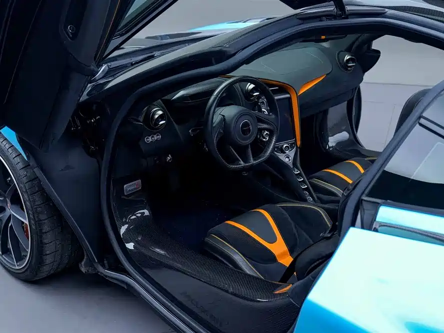 McLaren 720S 2019 4.0T Coupe фото 10
