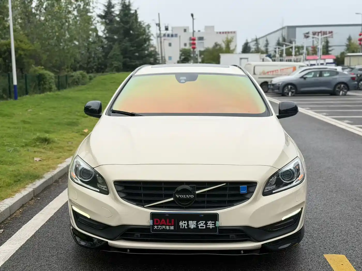 Volvo V60 2014 2014 Model Year Facelift T5 Inscription