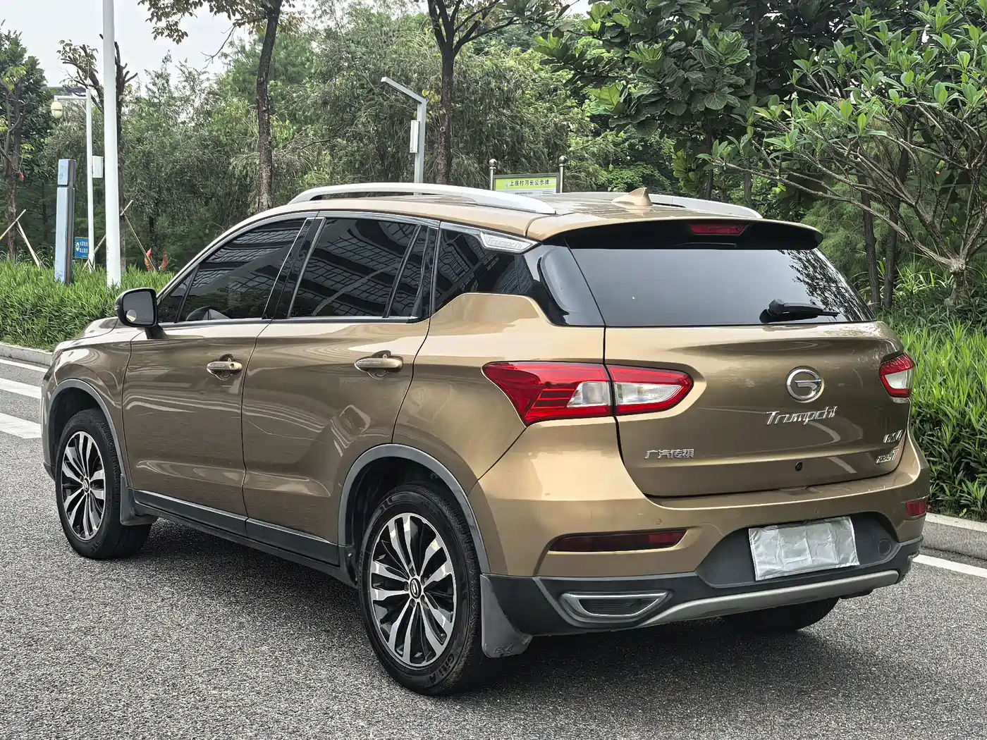 GAC Trumpchi Trumpchi GS4 2017 235T Manual 2WD Luxury фото 6