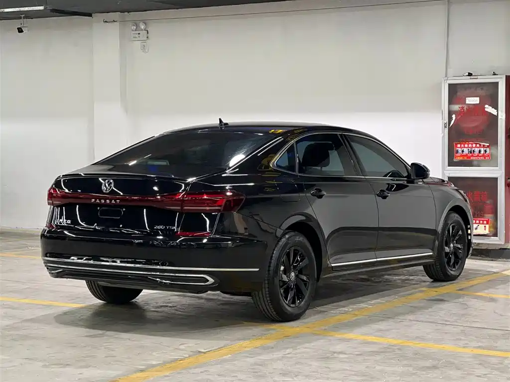 Volkswagen Passat 2024 280TSI Business Edition фото 5