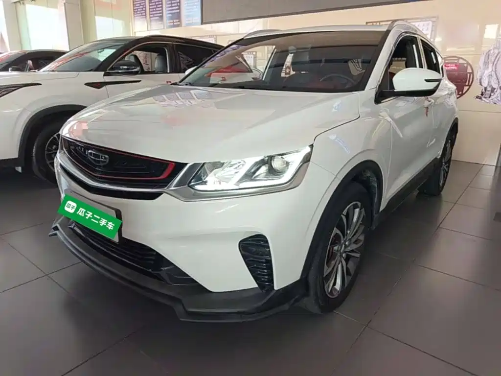 Фото 2 - Geely Coolray