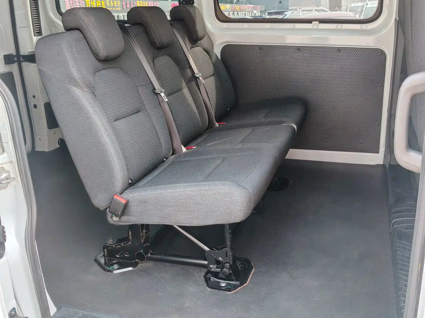Ford Transit 2023 2023 Model 2.0T Diesel Manual Multi-Purpose Commercial Vehicle Short Wheelbase Low Roof 5/6-Seater