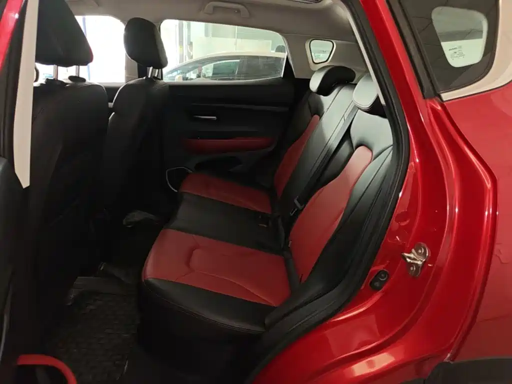 Photo 17 - Haval H2s
