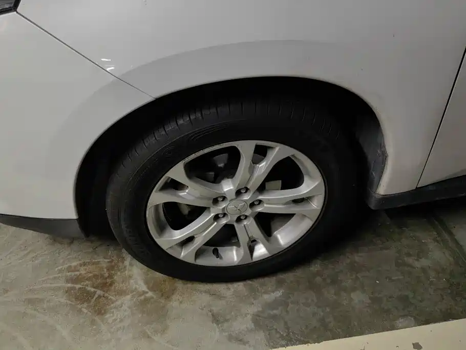 صورة 6 - Mitsubishi Outlander (Import)