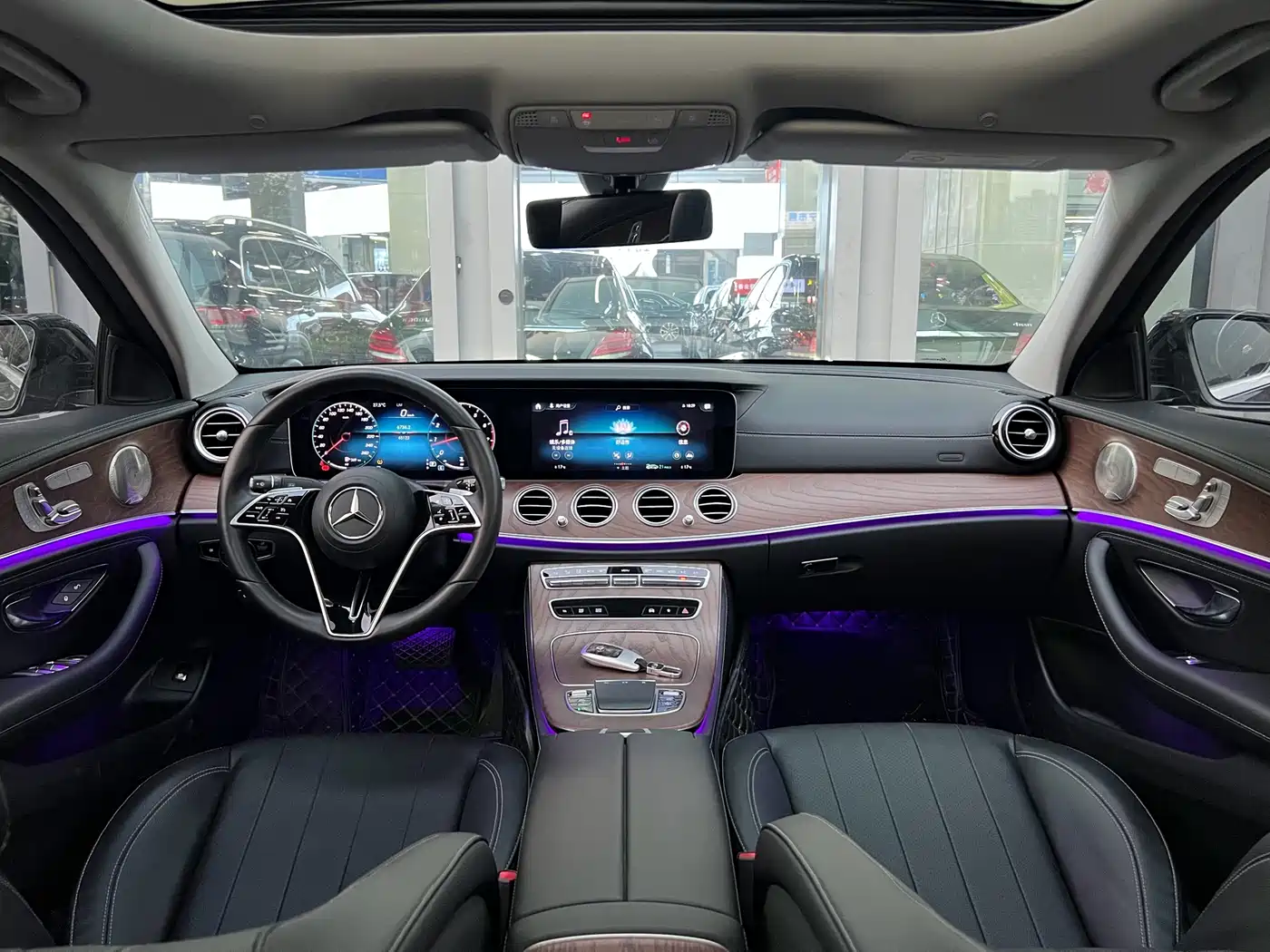 Mercedes-Benz E-Class 2022 E 300 L Luxury фото 14