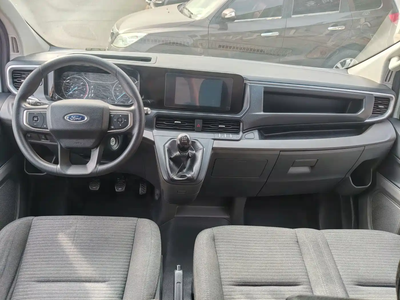 Ford Transit 2023 2023 Model 2.0T Diesel Manual Multi-Purpose Commercial Vehicle Short Wheelbase Low Roof 5/6-Seater