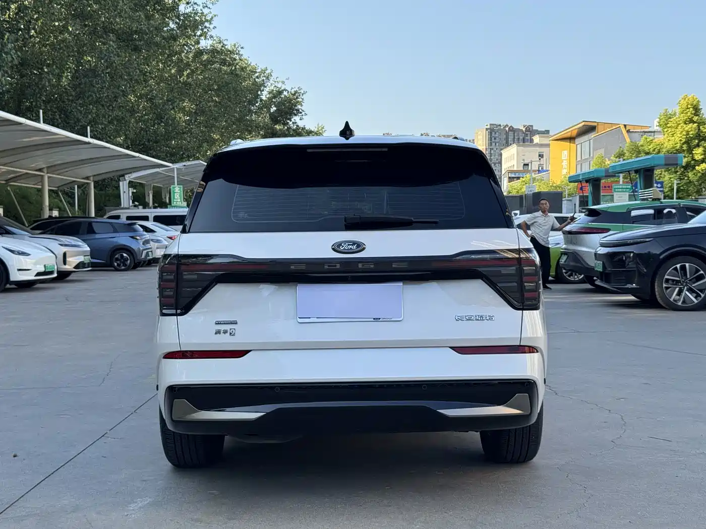 Фото 3 - Ford Edge