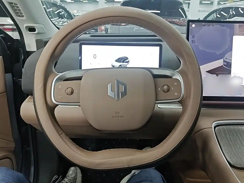 Photo 11 - Leapmotor C11