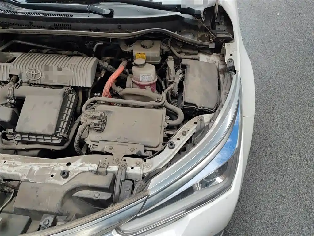 Toyota Corolla 2017 Facelift Hybrid 1.8L E-CVT Leading Edition фото 23