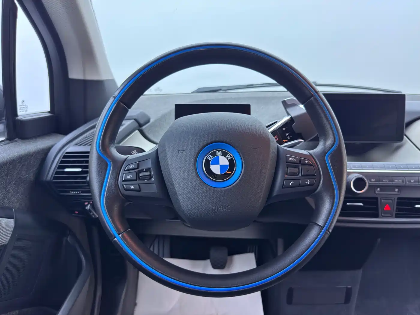 BMW i3 (Import) 2017 2016 Upgraded Luxury Model