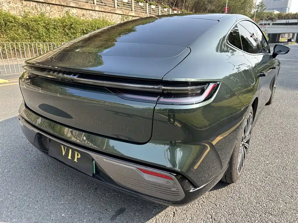 Geely Galaxy Galaxy Xingyao 8 2025 130km EM-P Starship Edition фото 4