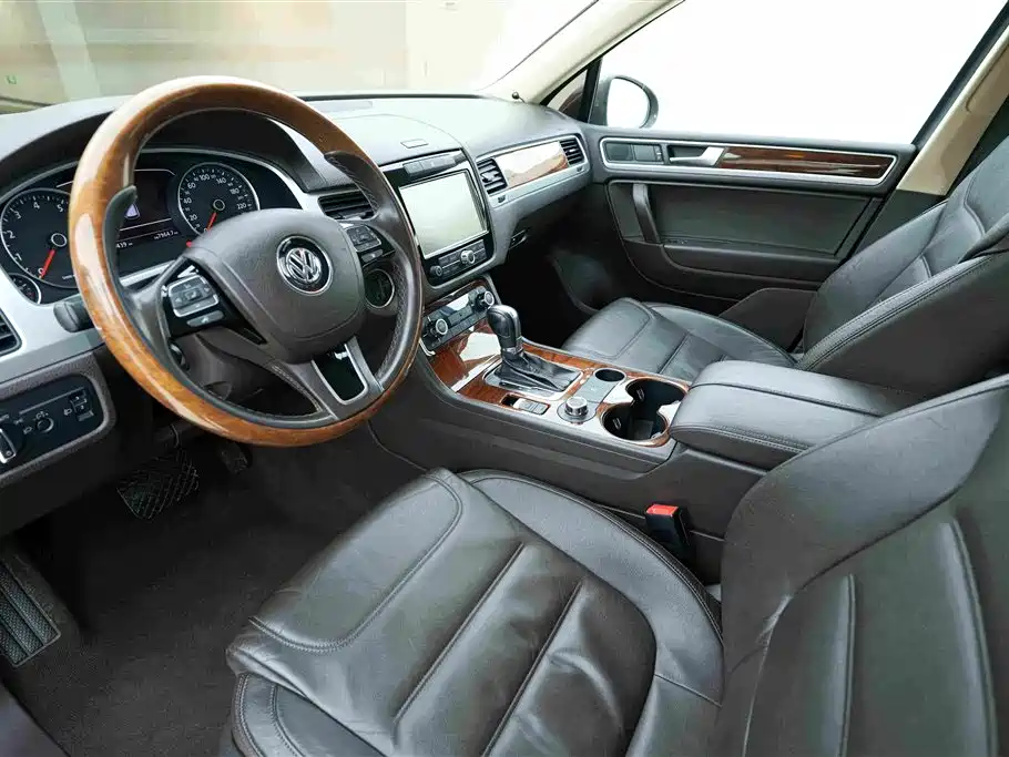 Volkswagen Touareg 2011 3.0TSI Standard фото 10