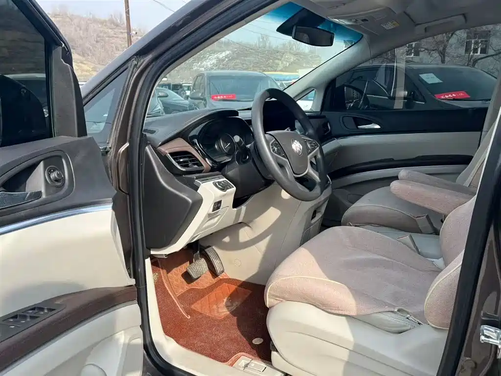 BUICK GL8