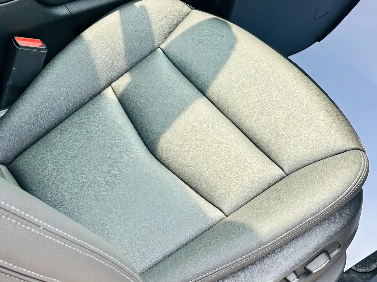 Cadillac XT6 2022 2.0T 6-Seater 4WD Trend Edition фото 23