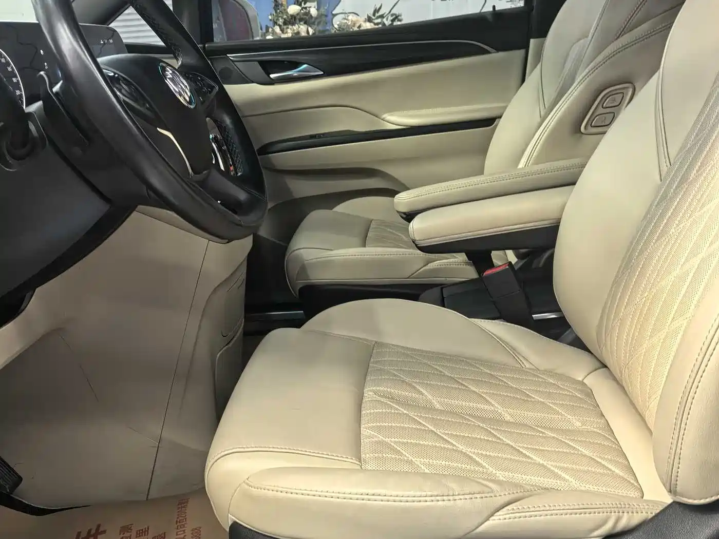 Buick GL8 2022 ES Landmark 653T Luxury фото 10