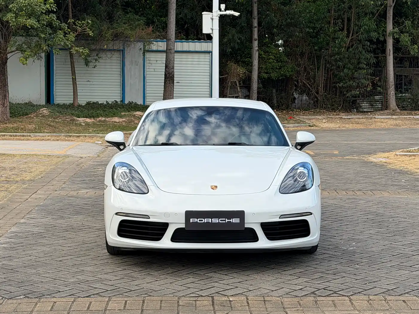 Porsche 718 2018 Cayman 2.0T фото 2