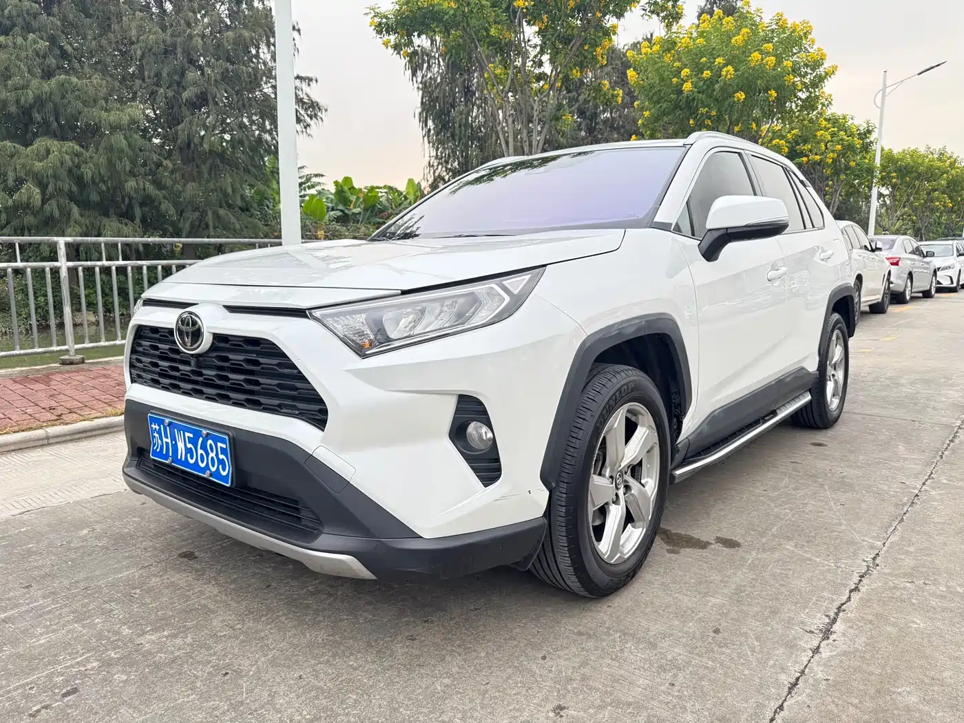 Toyota RAV4 Rongfang 2022 2.0L CVT 4WD Trend Plus Edition