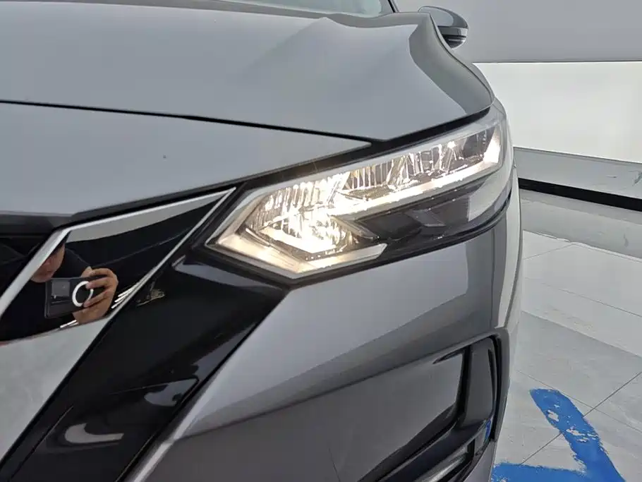 Nissan SYLPHY, миниатюра 5