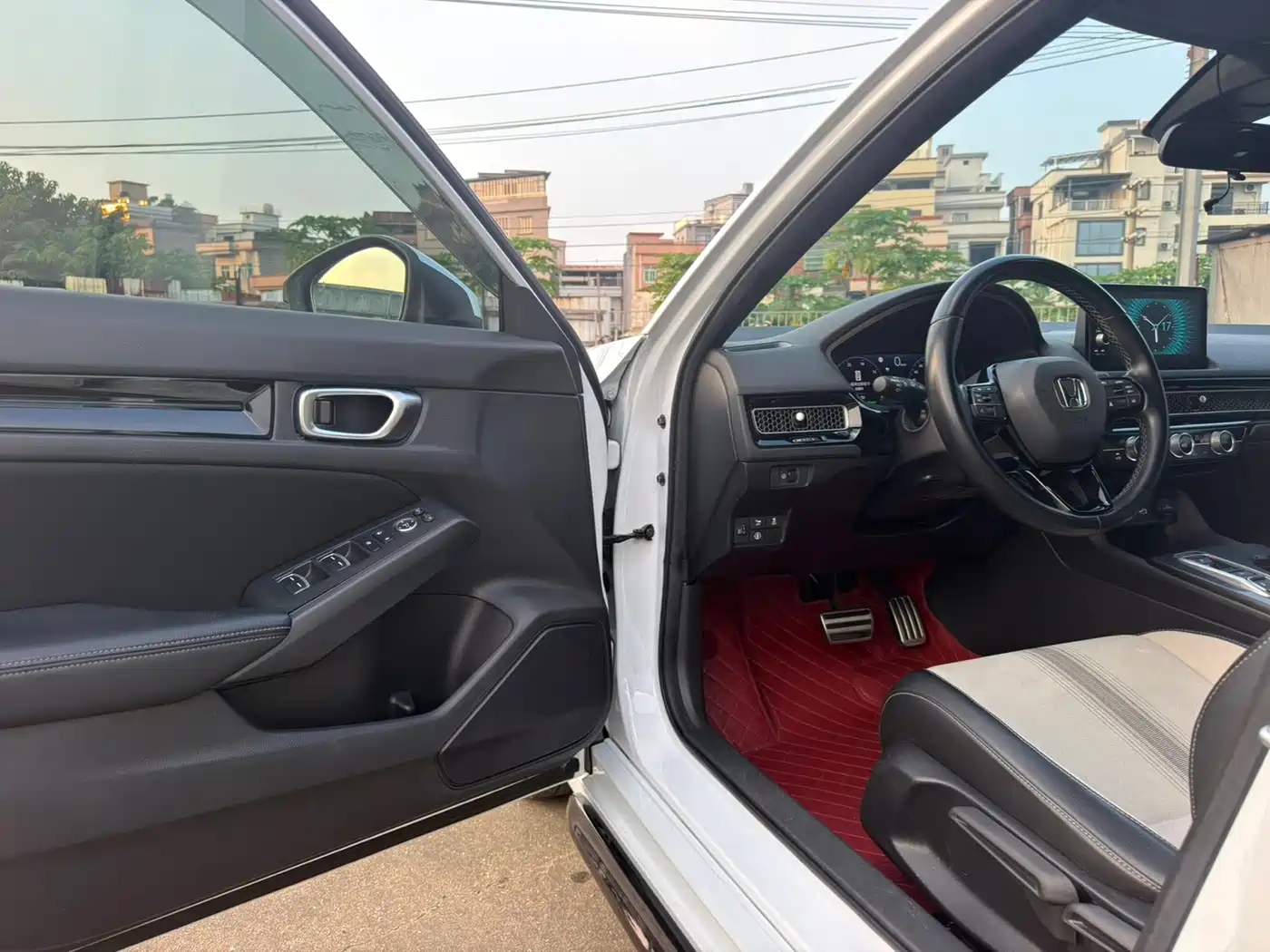 Photo 10 - Honda Civic