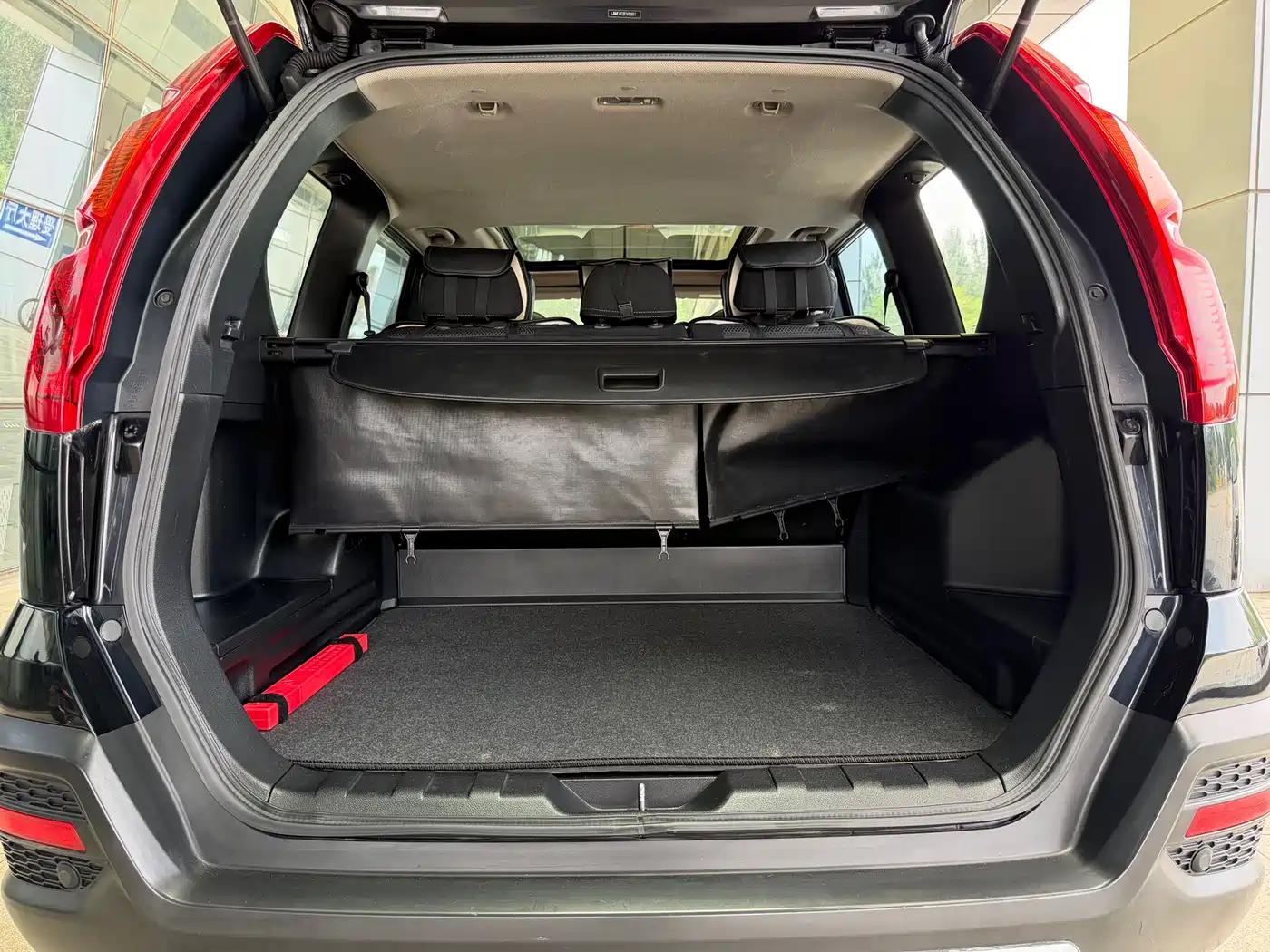 Dongfeng Fengdu MX6 2015 2015 2.0L CVT 2WD Excellence