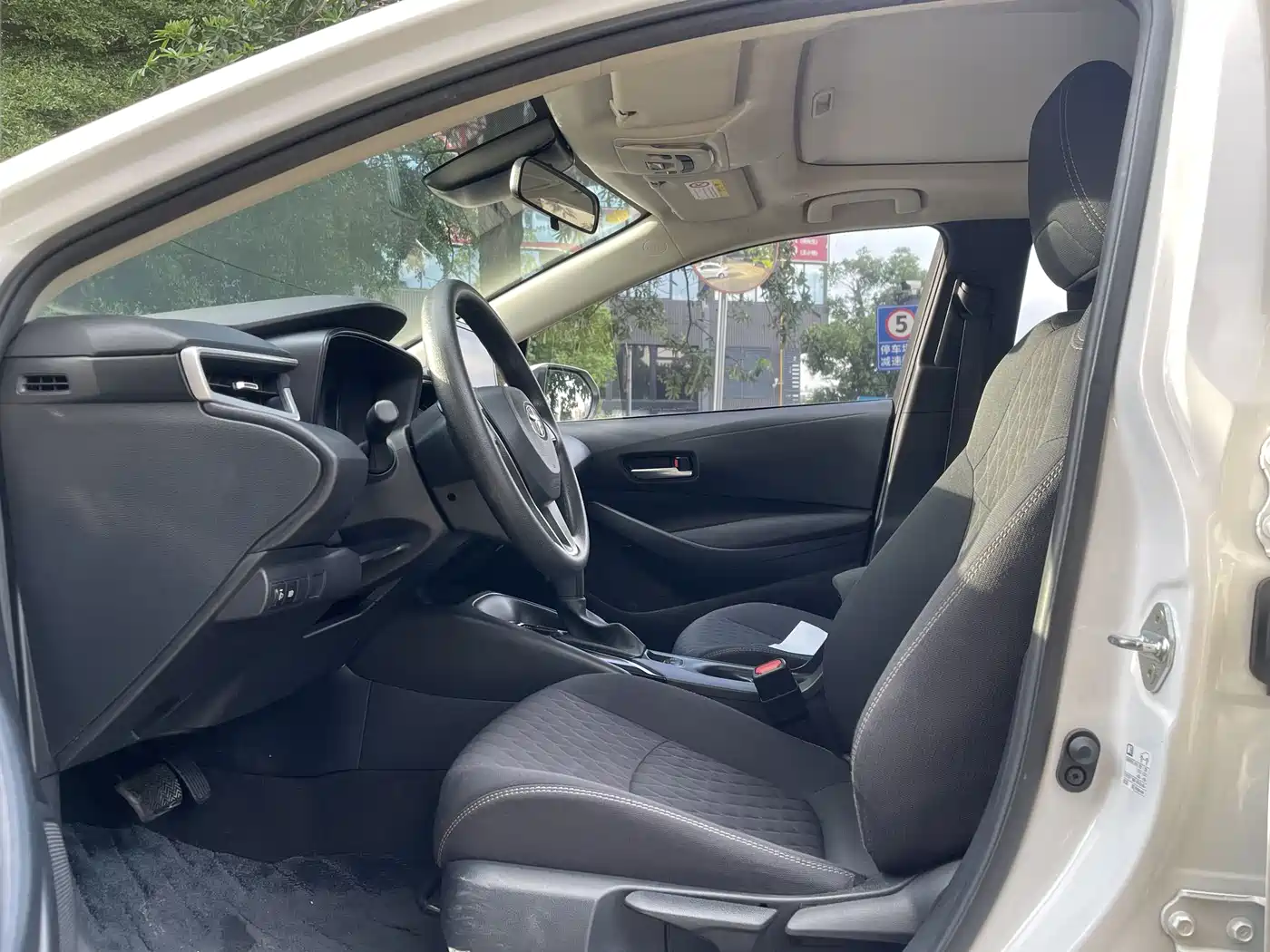Toyota Allion 2022 Model 2.0L Prestige Edition фото 3