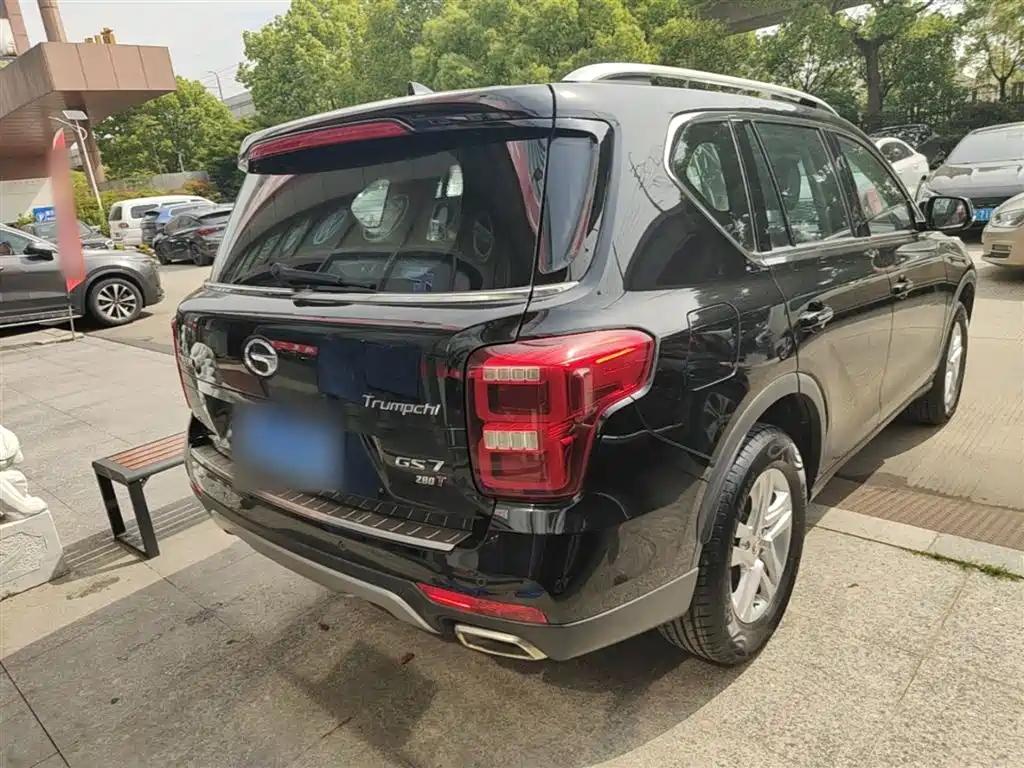 GAC Trumpchi Trumpchi GS7 2017 280T 2WD Luxury фото 7