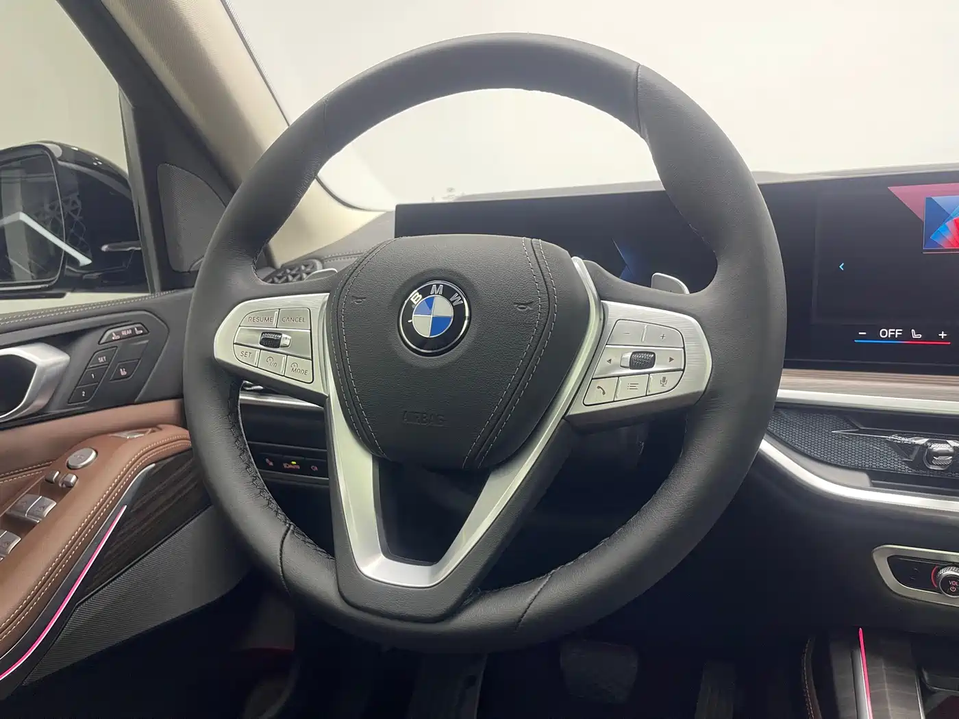 BMW X7 2024 xDrive40i Leading Luxury Package фото 20
