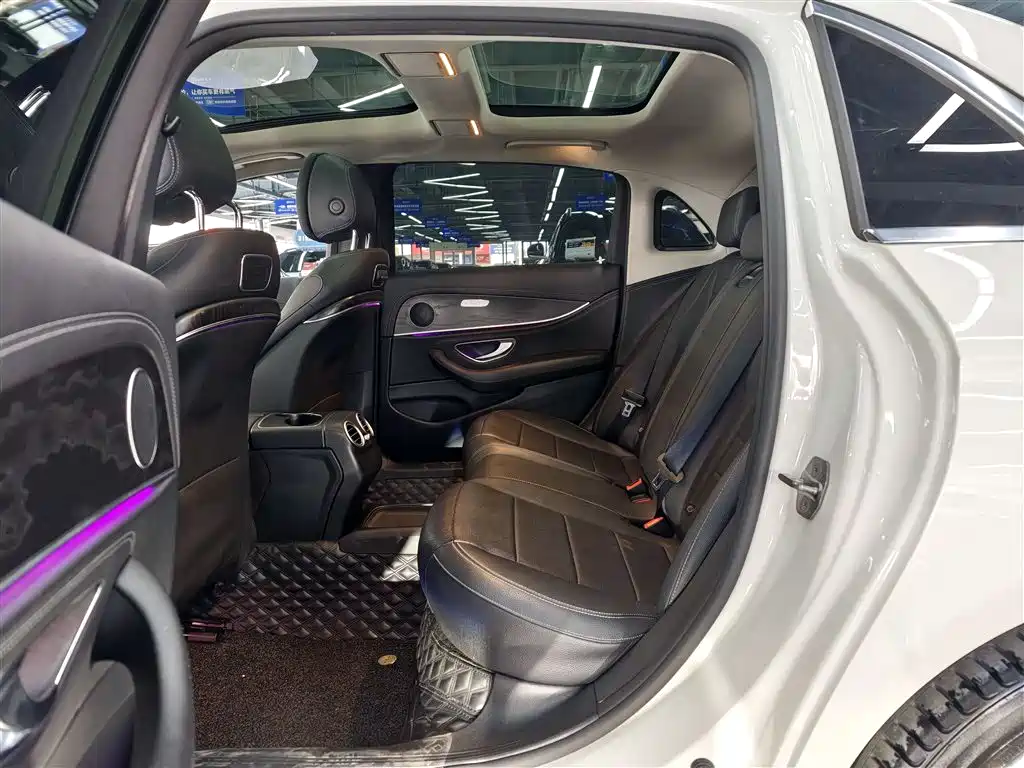Mercedes-Benz E-Class 2019 E 300 L Sport Fashion фото 15