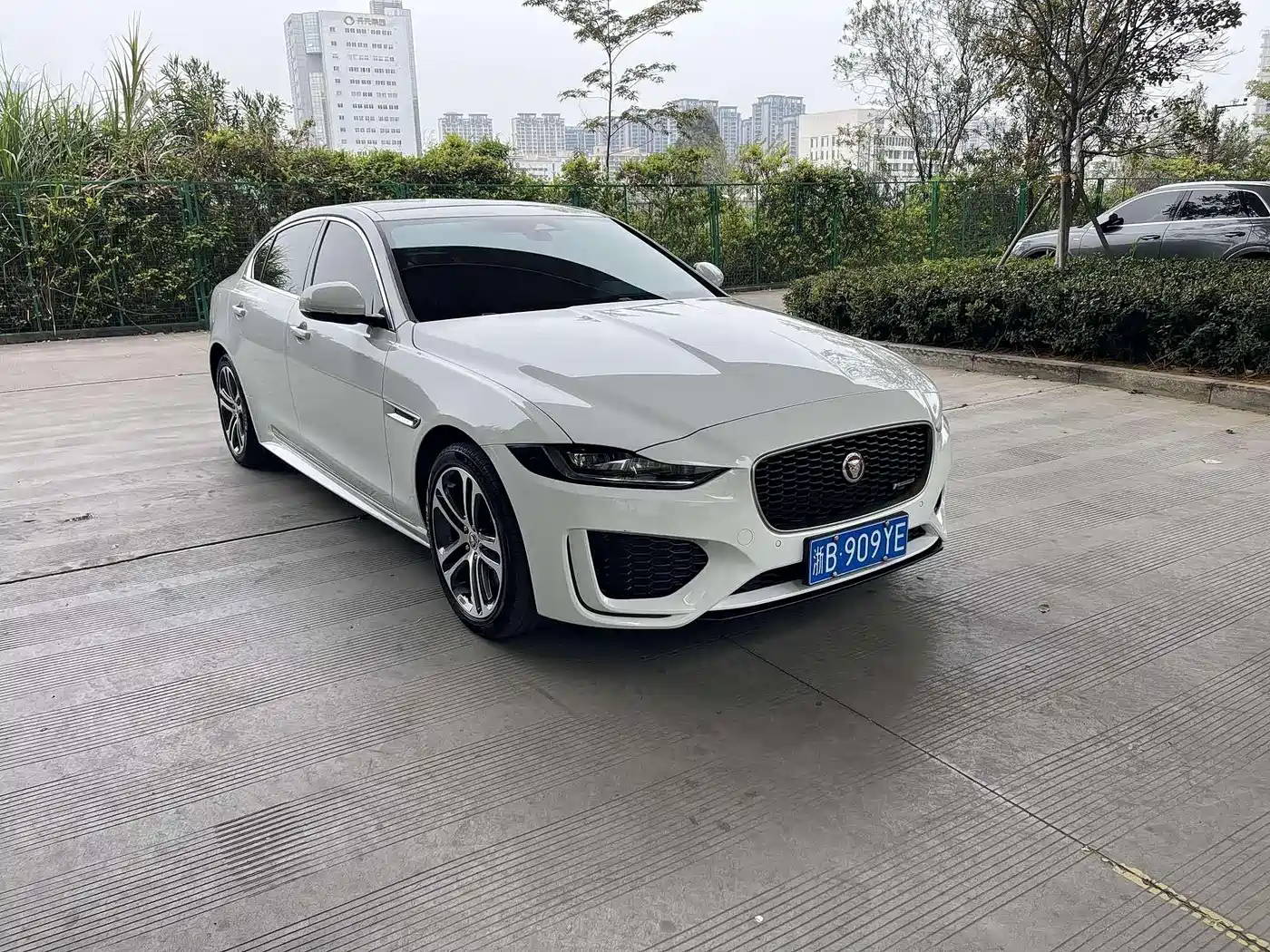 Jaguar XEL 2022 2.0T 250PS R-DYNAMIC S Progressive Sport Edition