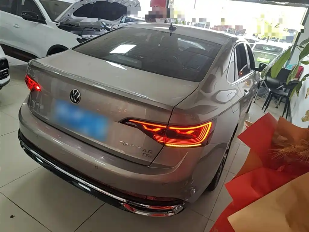 Volkswagen Sagitar 2023 300TSI DSG Surpassing Edition фото 7