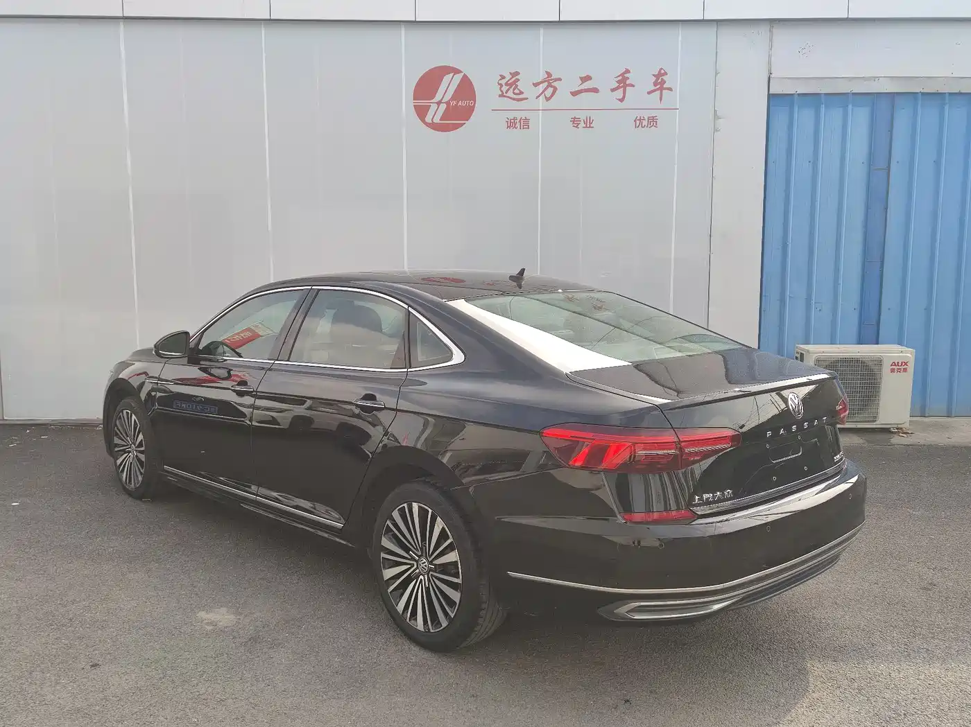 Volkswagen Passat 2019 330TSI Luxury Edition China VI фото 8