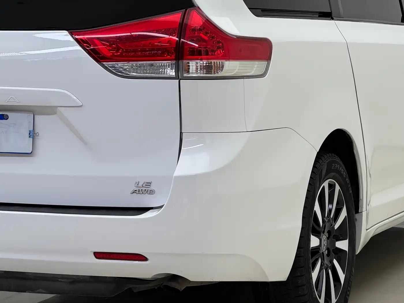 Toyota Sienna 2015 3.5L 4WD L фото 16