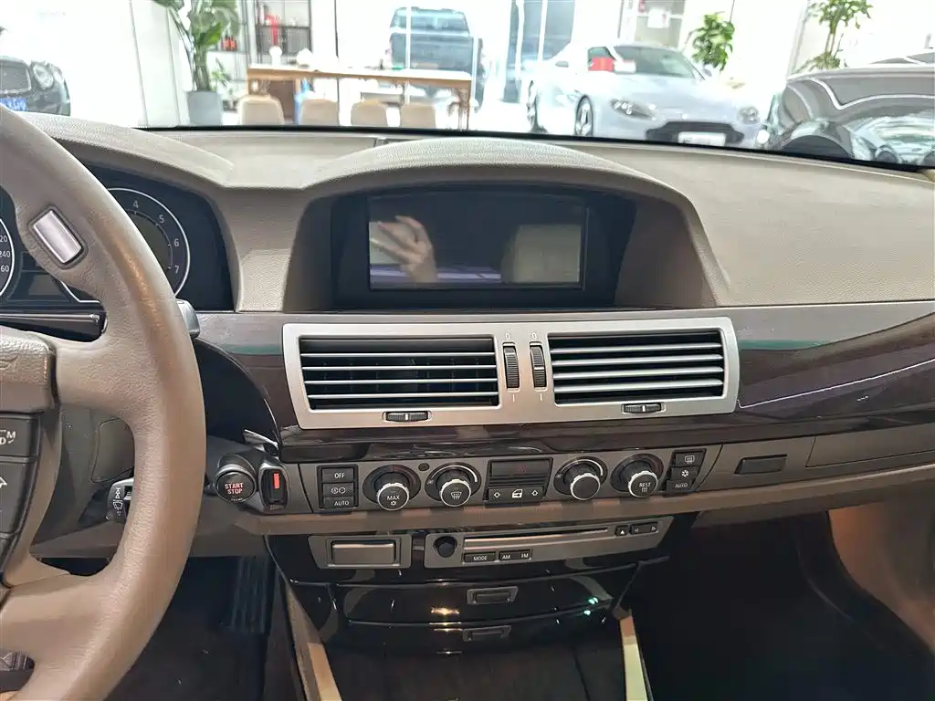 BMW 7 Series 2007 2005 Model 740Li