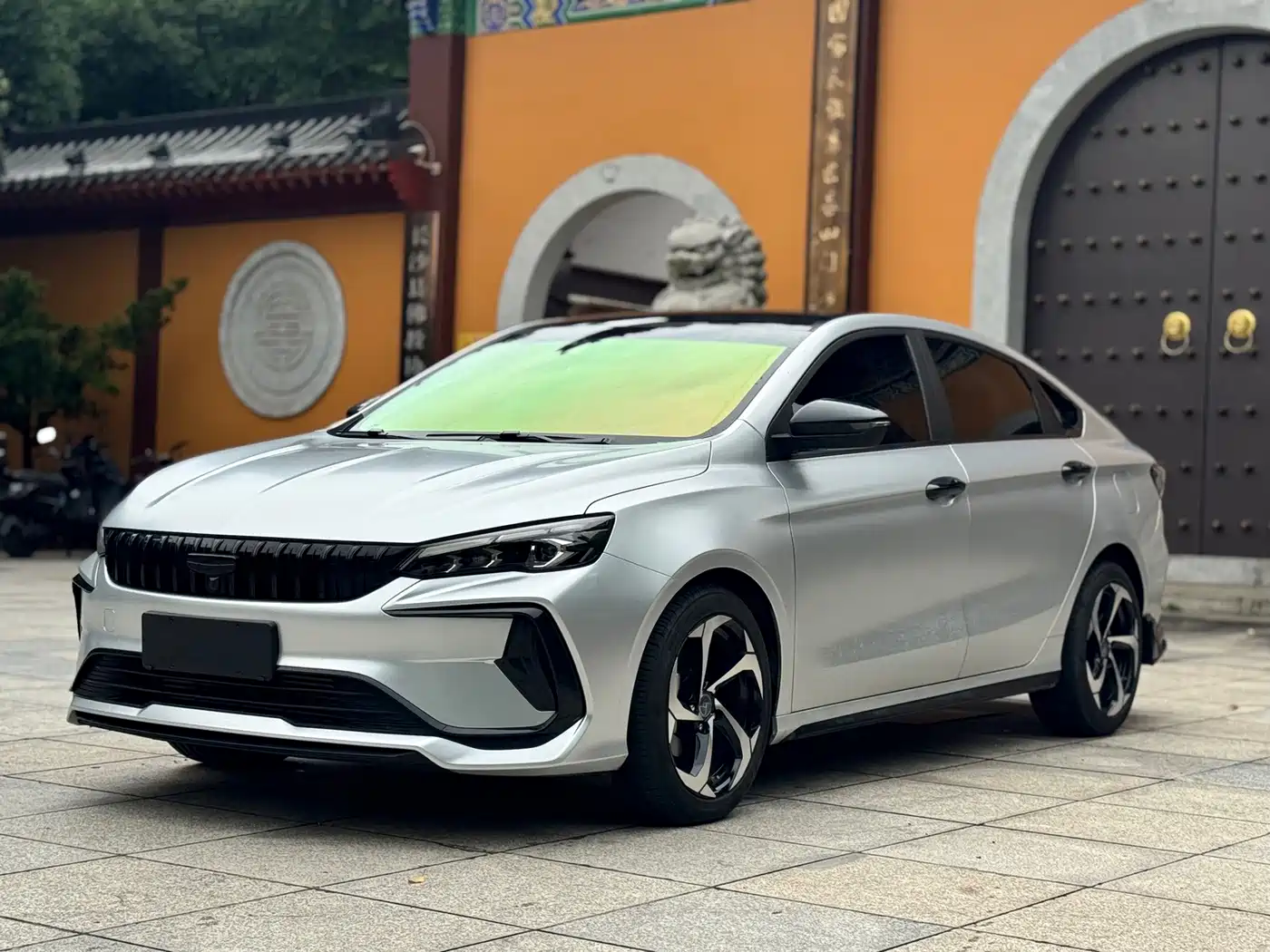 Фото 1 - Geely Binrui