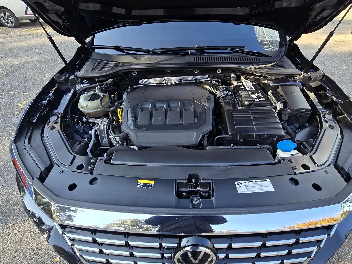 Volkswagen Passat 2021 Model 330TSI Premium Edition фото 14