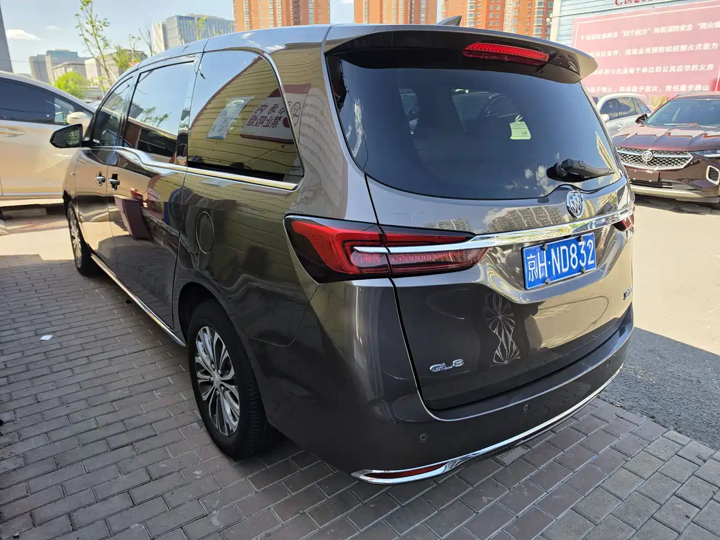 BUICK GL8