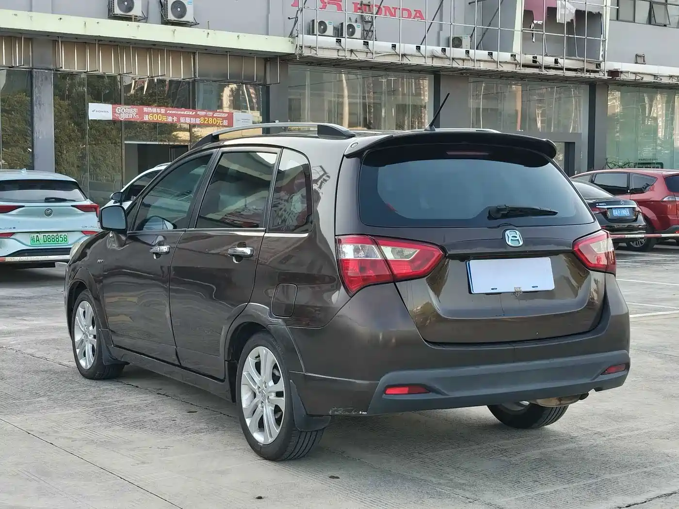 2016 Suzuki Liana A6