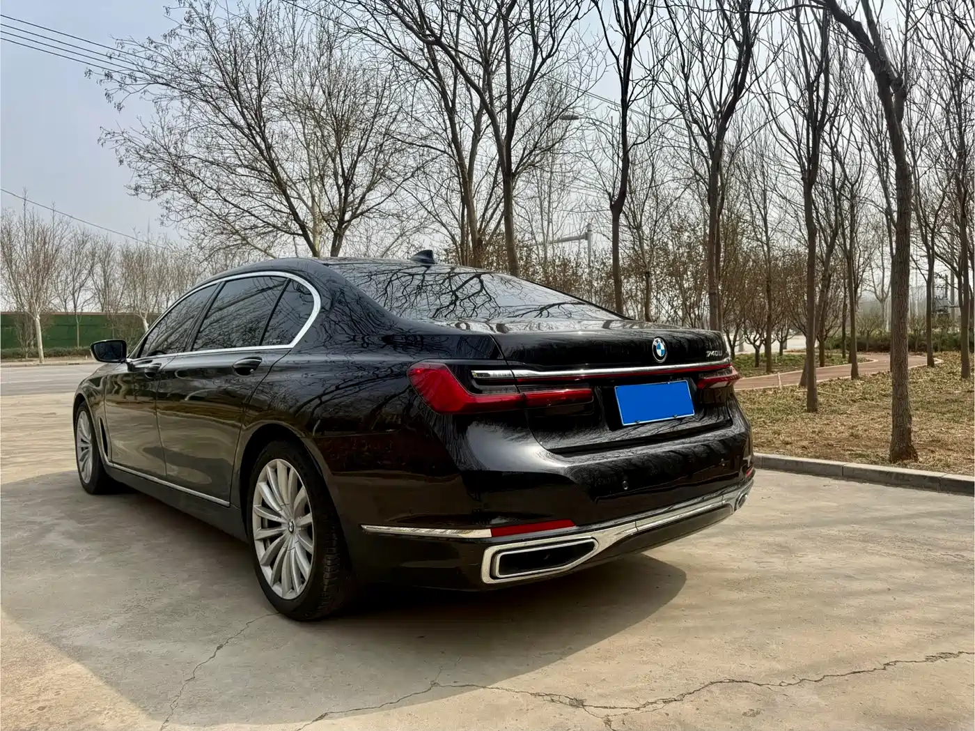 BMW 7 SERIES