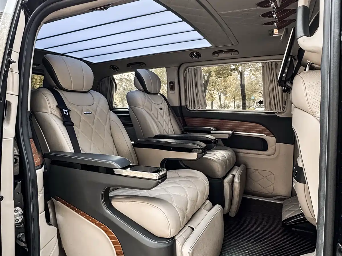 MERCEDES-BENZ V CLASS