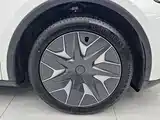 صورة 2 - Tesla Model Y L