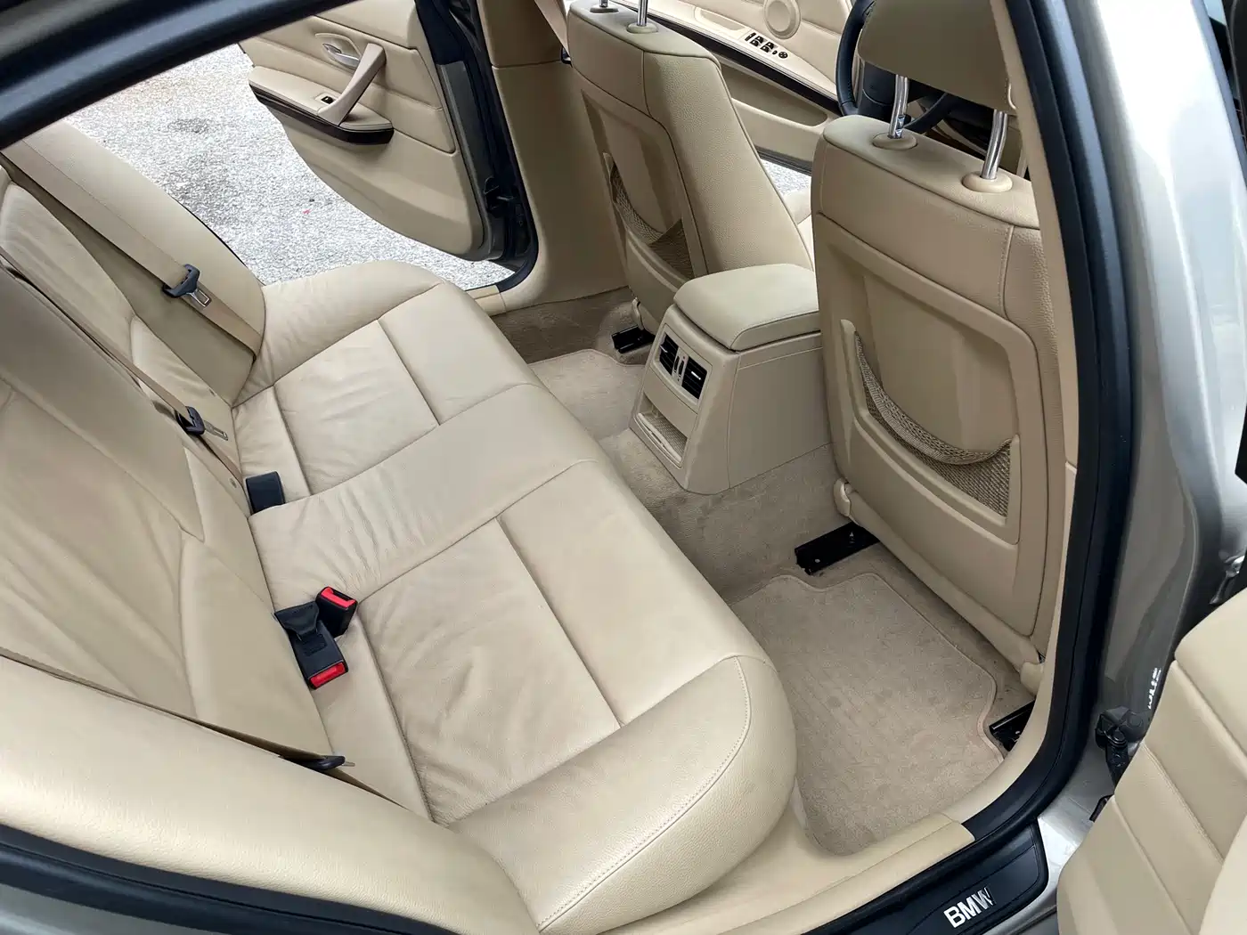 BMW 3 Series (Import) 2010 320i Luxury фото 13