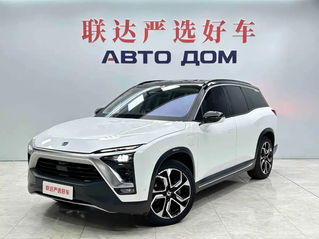 Фото 1 - NIO ES8